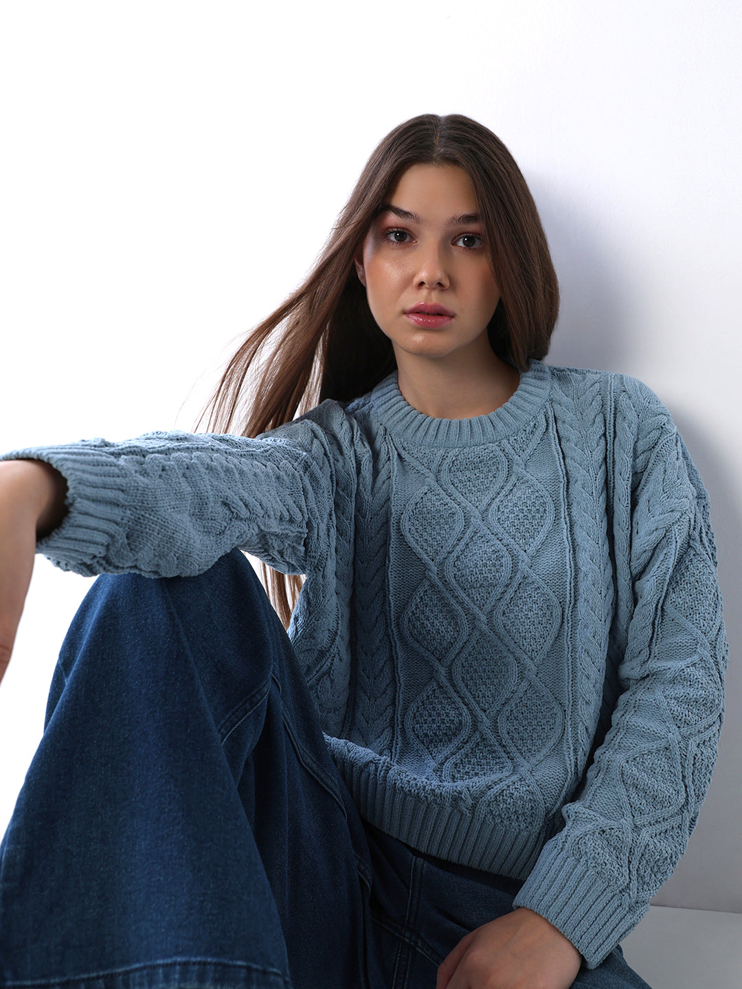 Blue Cable Knit O-Neck Pullover
