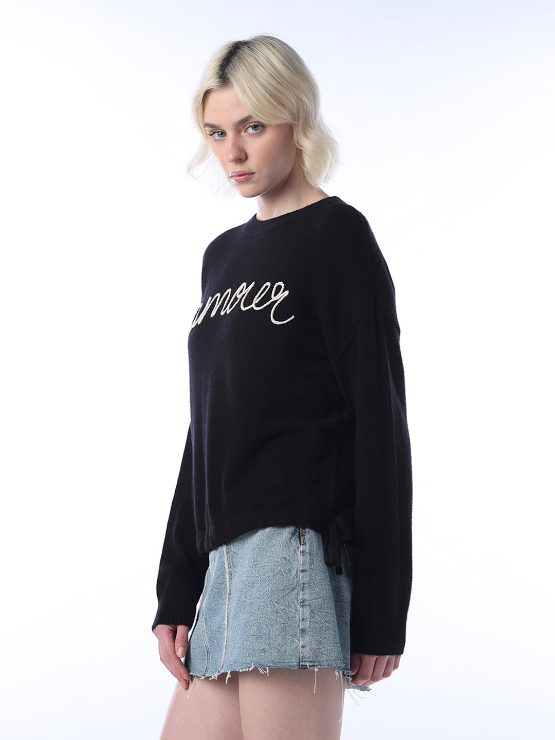 Embroidered Text Fine Knit Pullover