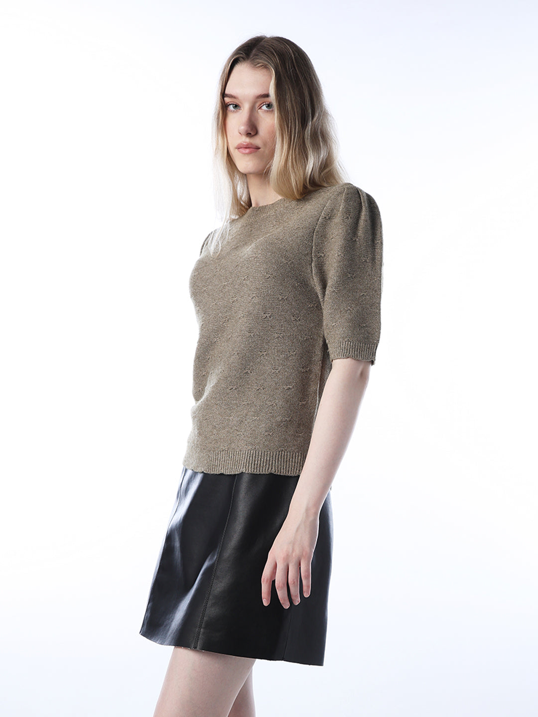 Puff-Sleeves Fine Knit Pullover