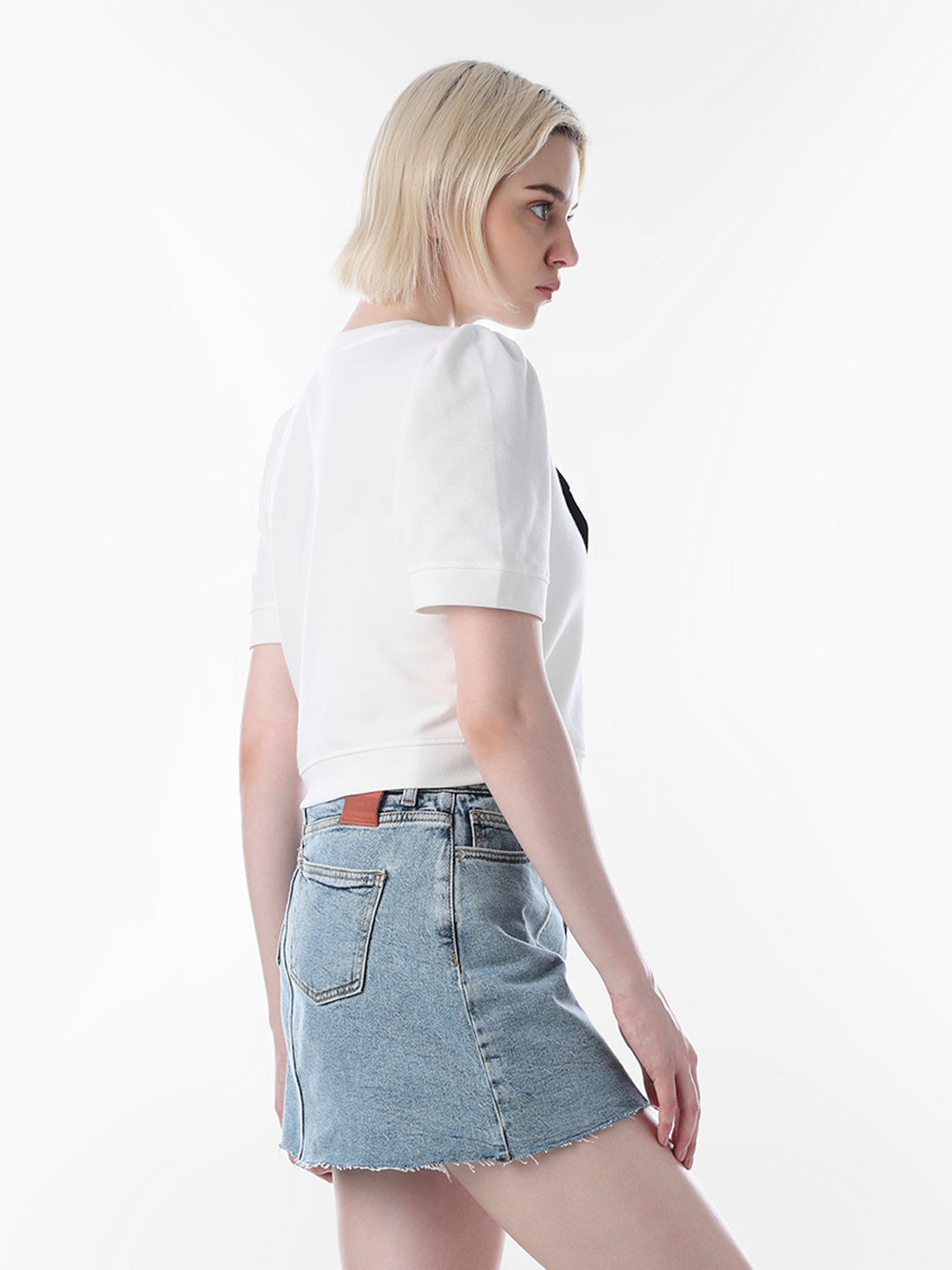 White Bow Detail Cropped Sweatshirt