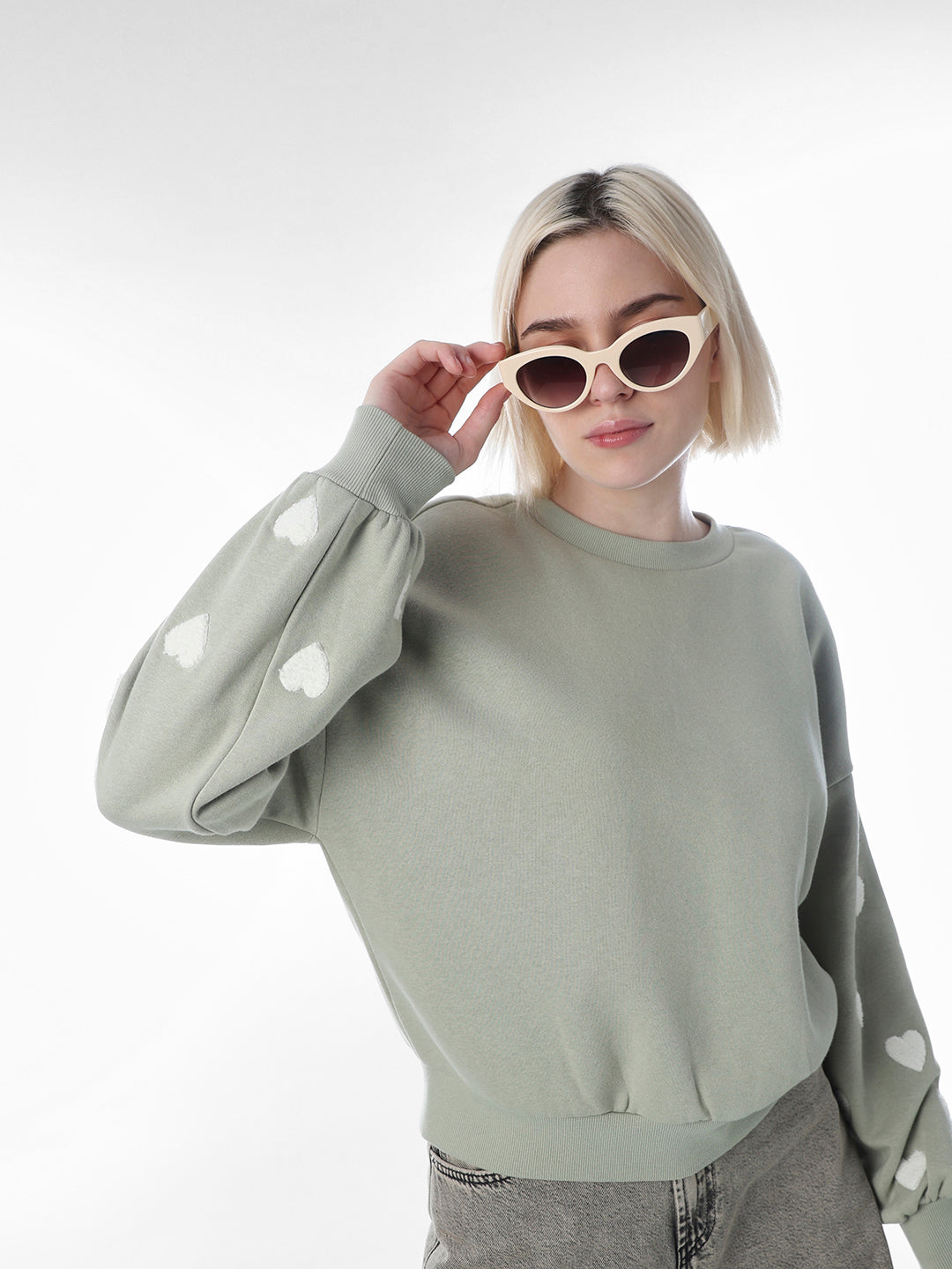 Green Heart Detail Boxy Sweatshirt