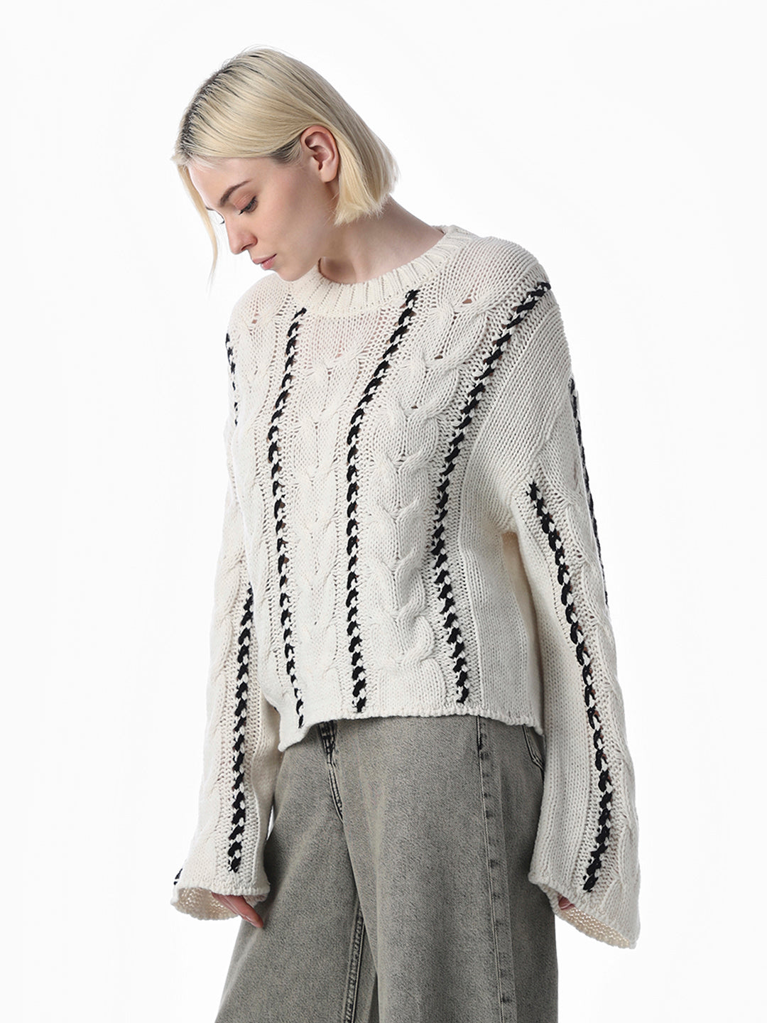 Off-White Cable Stitch O-Neck Pullover