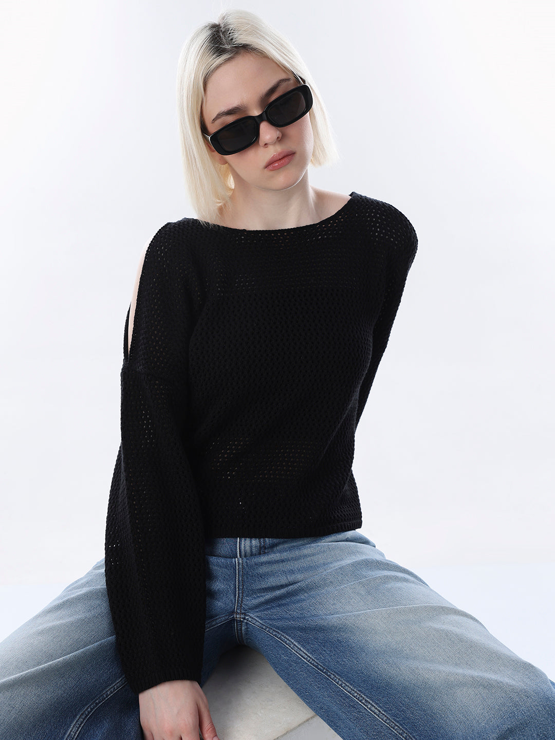 Black Cold Shoulder O-Neck Pullover