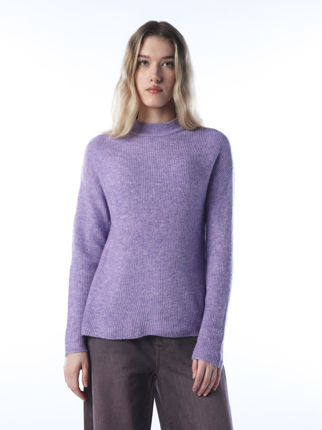 Cable-Knit O-Neck Pullover