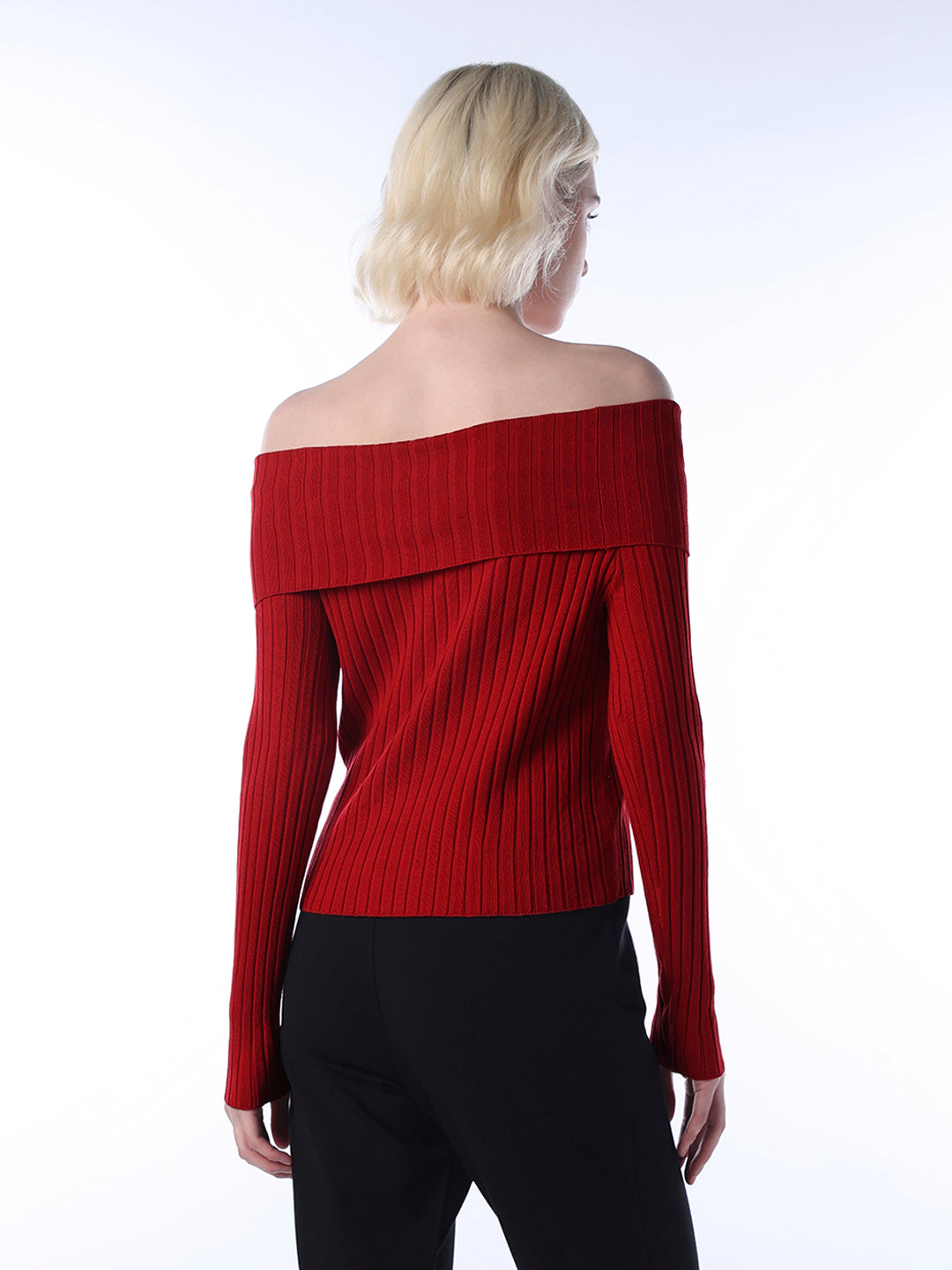 Fitted Off-Shoulder Ribbed Top - Red