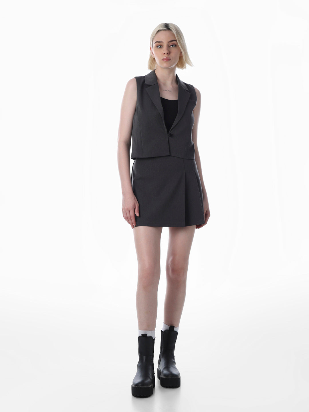 Black Tailored Sleeveless Waistcoat