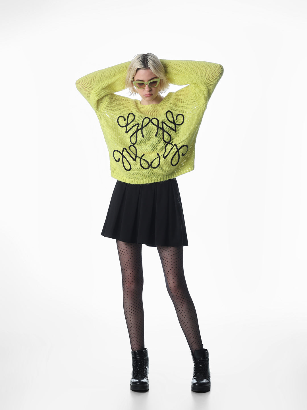 Green Embroidered O-Neck Pullover