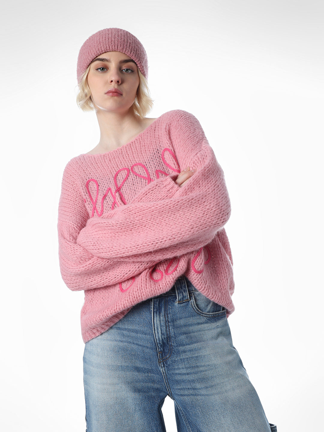 Pink Embroidered O-Neck Pullover