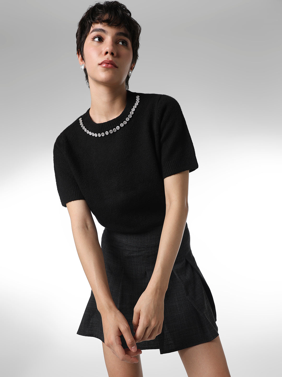 Black Rhinestone Neck Knitted Top