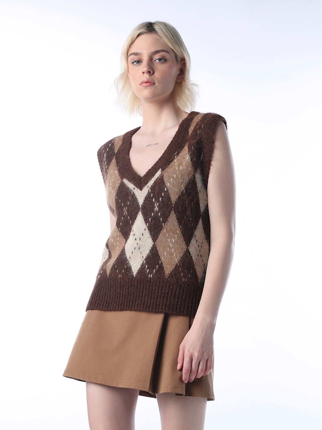 Check V-Neck Sweater Vest - Brown