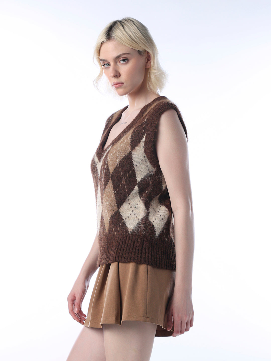 Check V-Neck Sweater Vest - Brown