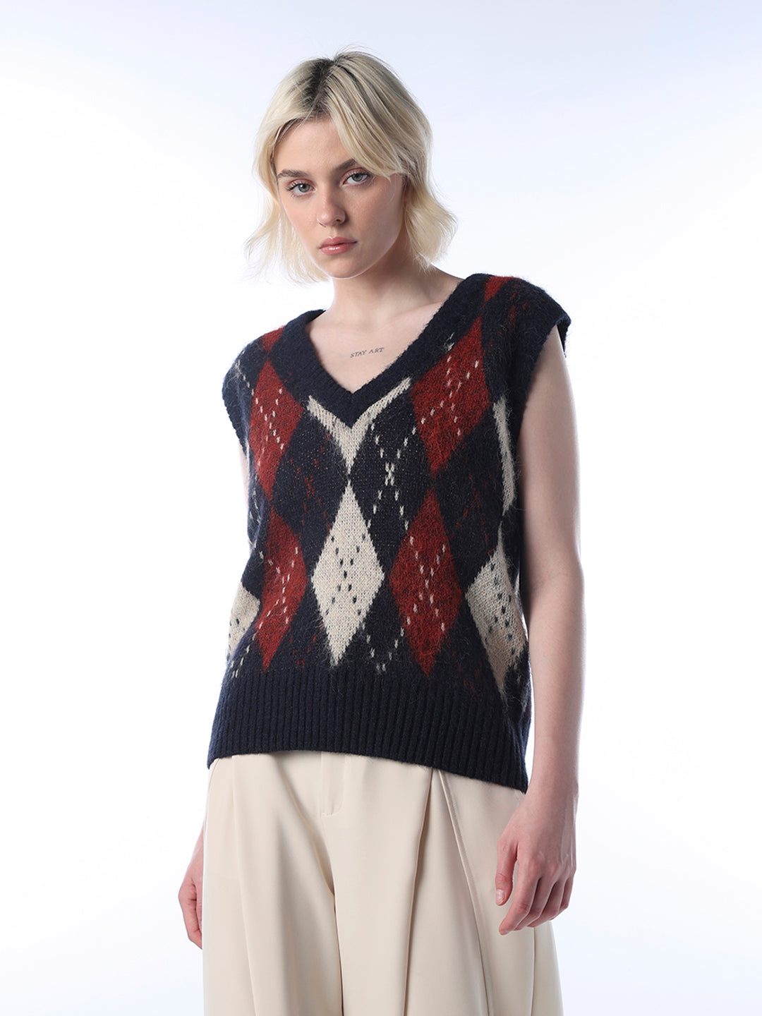 Check V-Neck Sweater Vest - Red