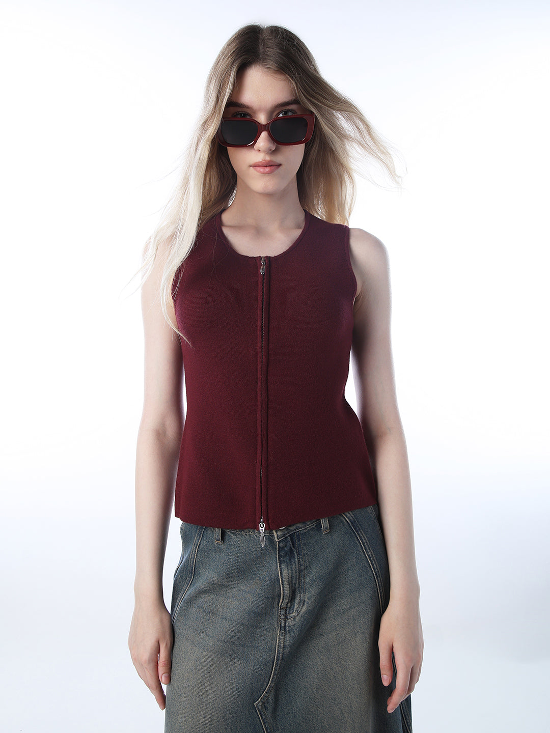 Two-Way Zip-Up Vest - Maroon