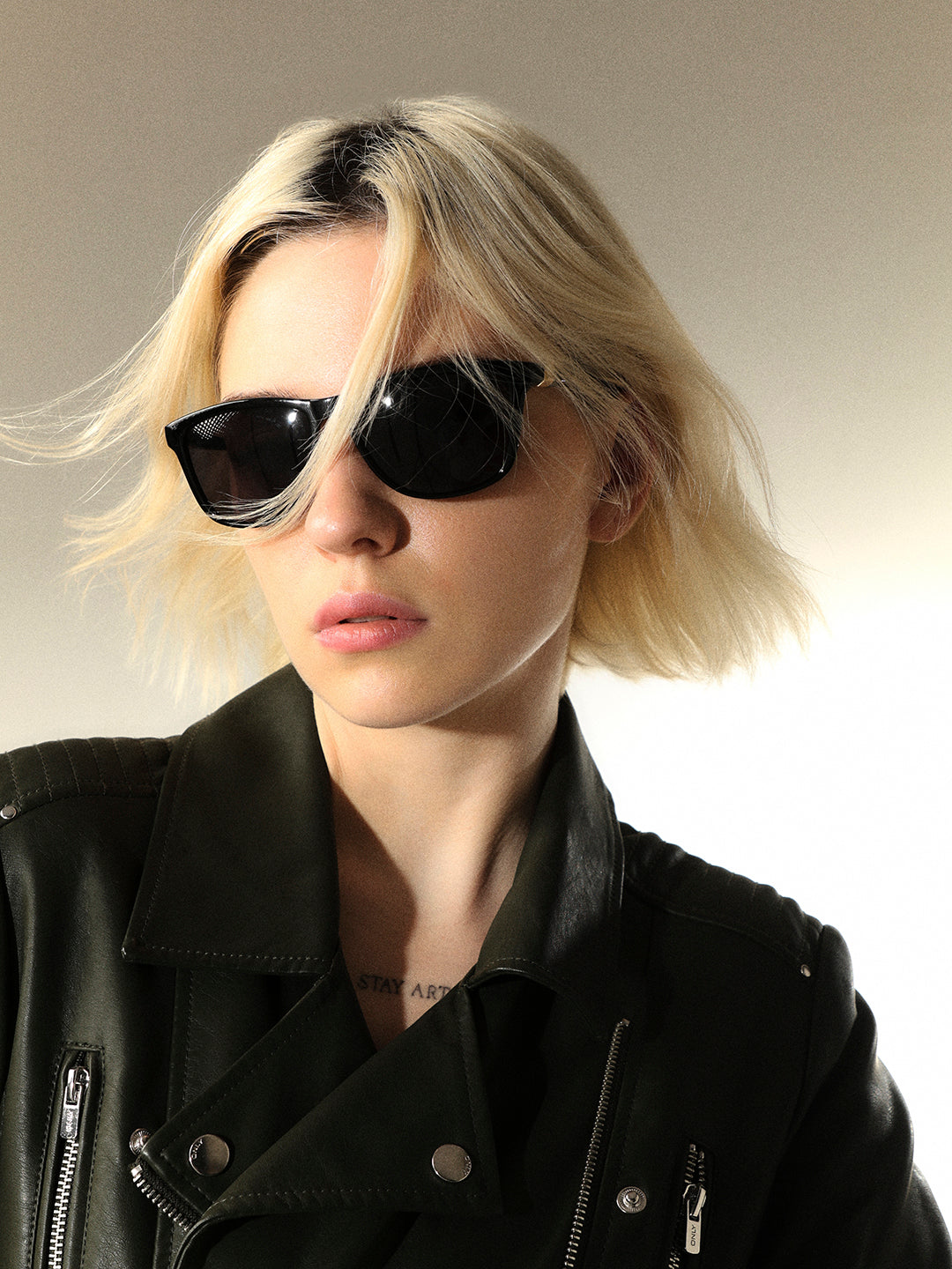 Black Polarised UV Protection Sunglasses