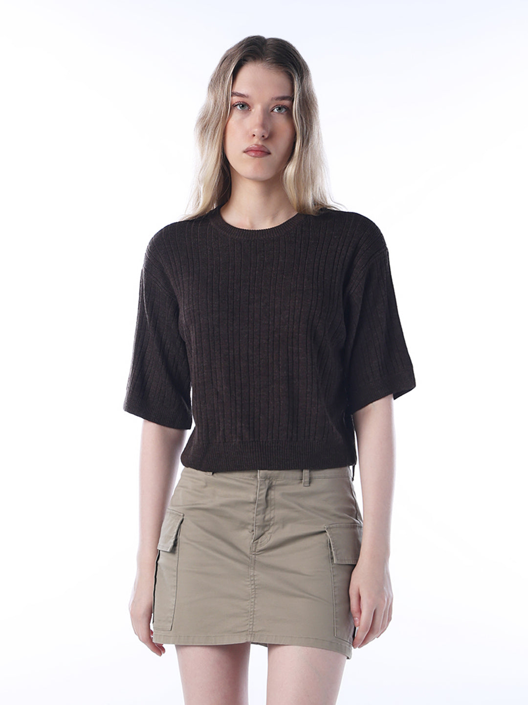 Fine-Knit O-Neck Pullover