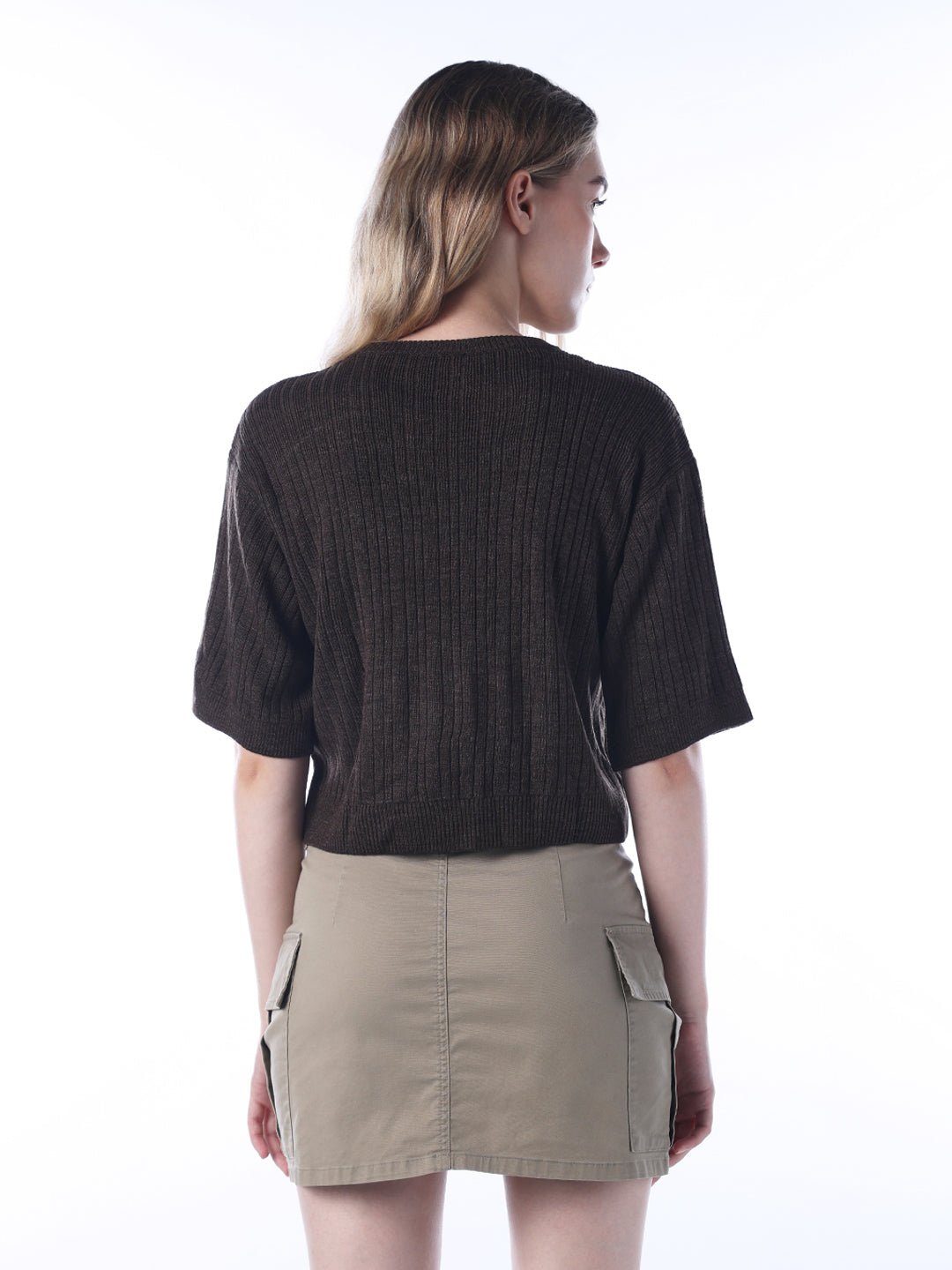 Fine-Knit O-Neck Pullover
