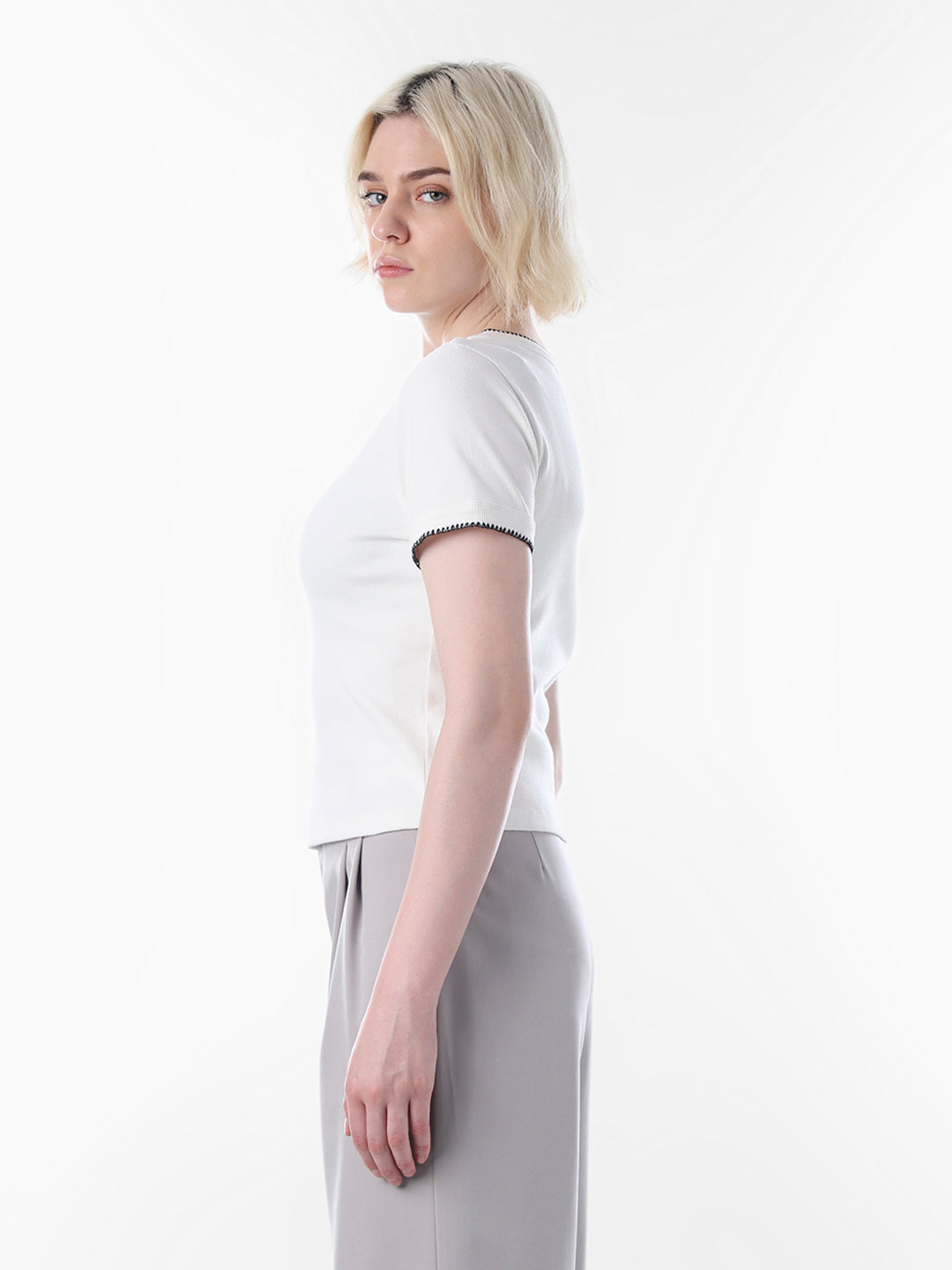 White Fitted Knit T-shirt