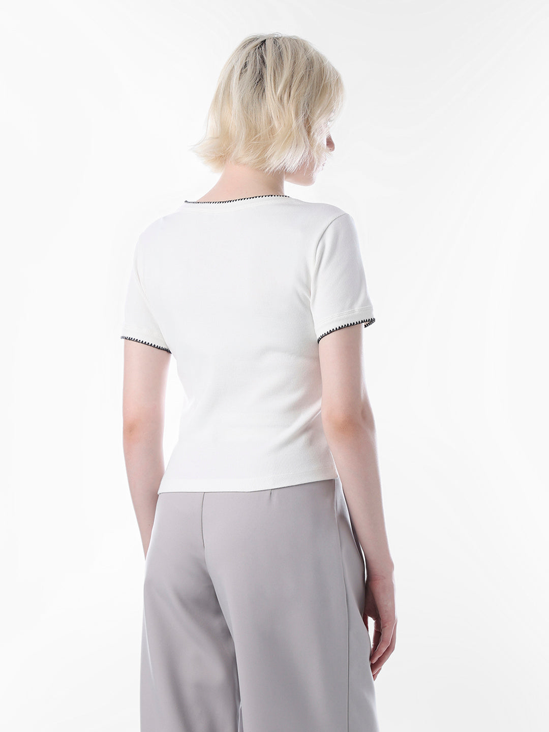 White Fitted Knit T-shirt