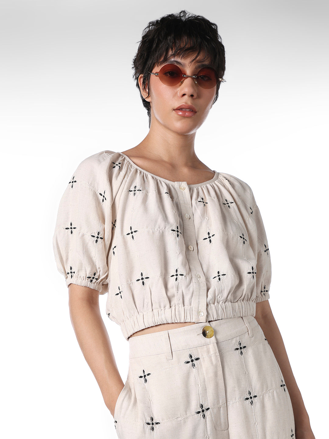 White Puff-Sleeves Cropped Top