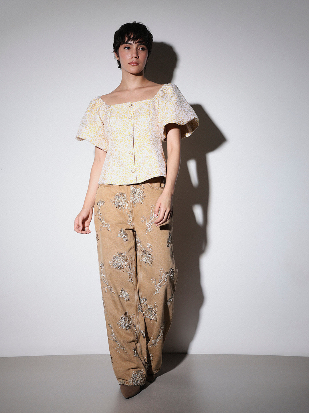 STUDIO Structured Balloon Sleeves Top