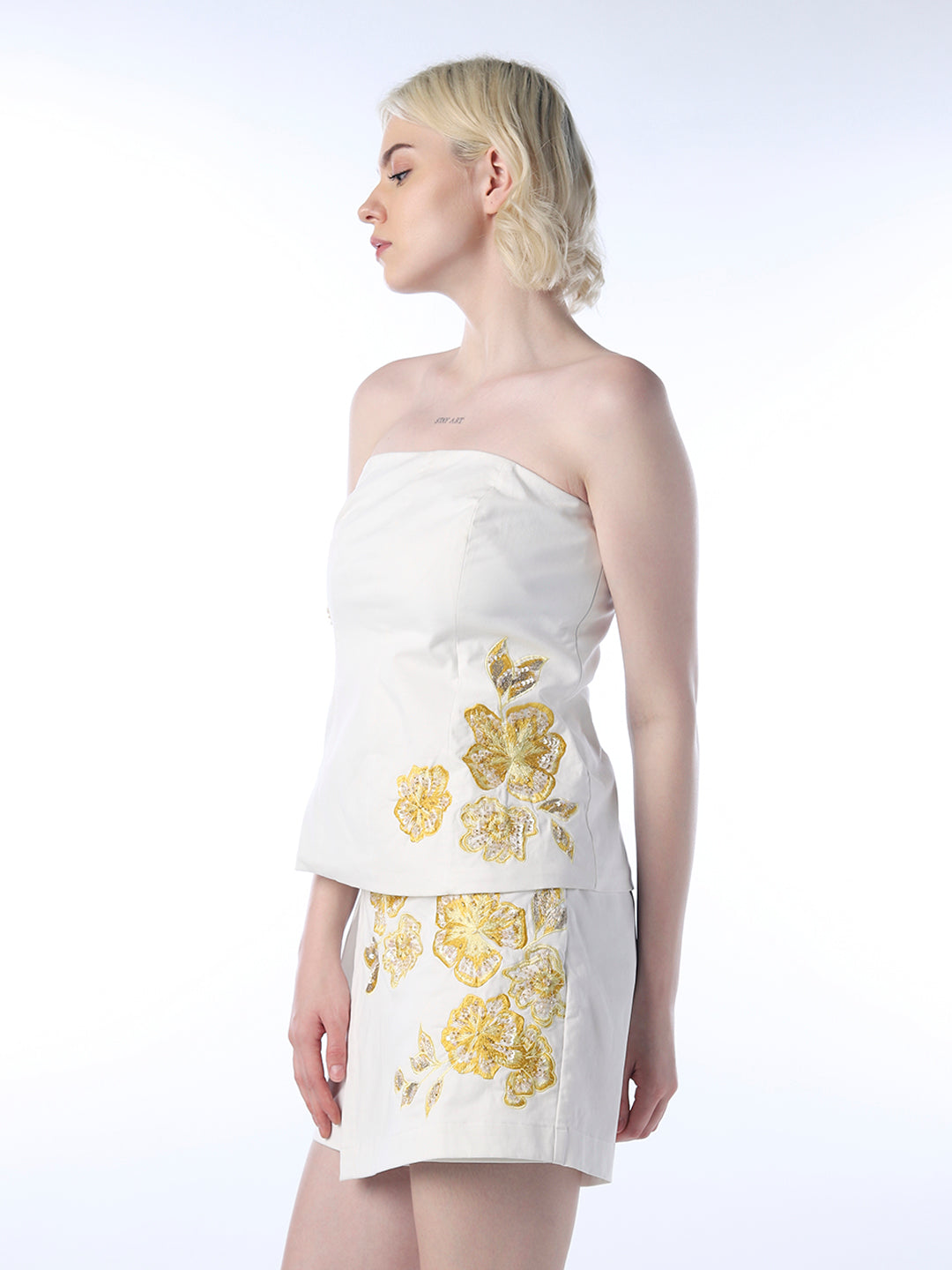 STUDIO Embroidered Off-Shoulder Top