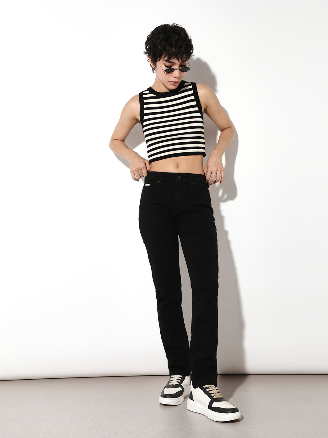 Black High Rise Pipper Skinny Jeans