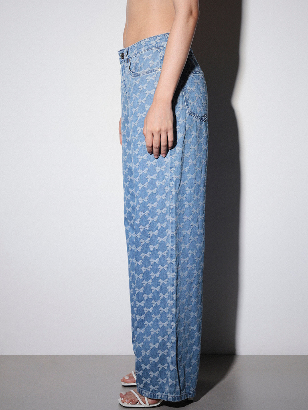 Jacquard Bow Straight Fit Jeans