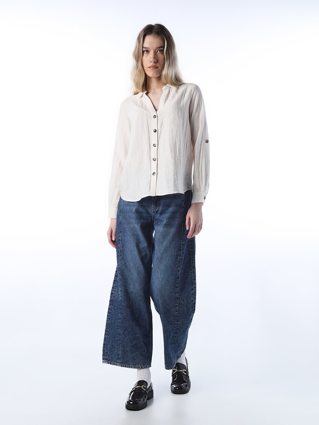 V-neck Shirt - White