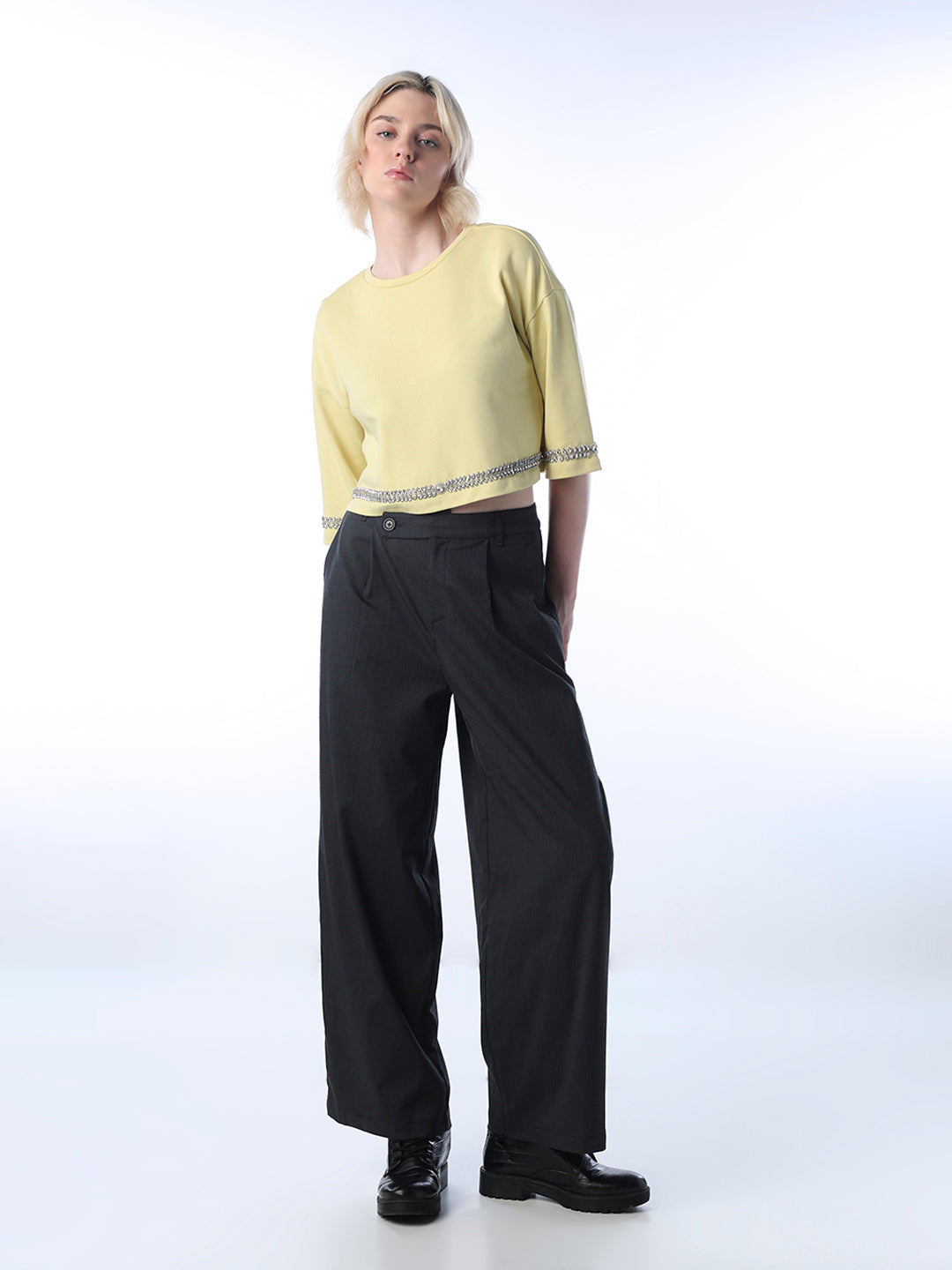 STUDIO Embellished Cropped T-shirt