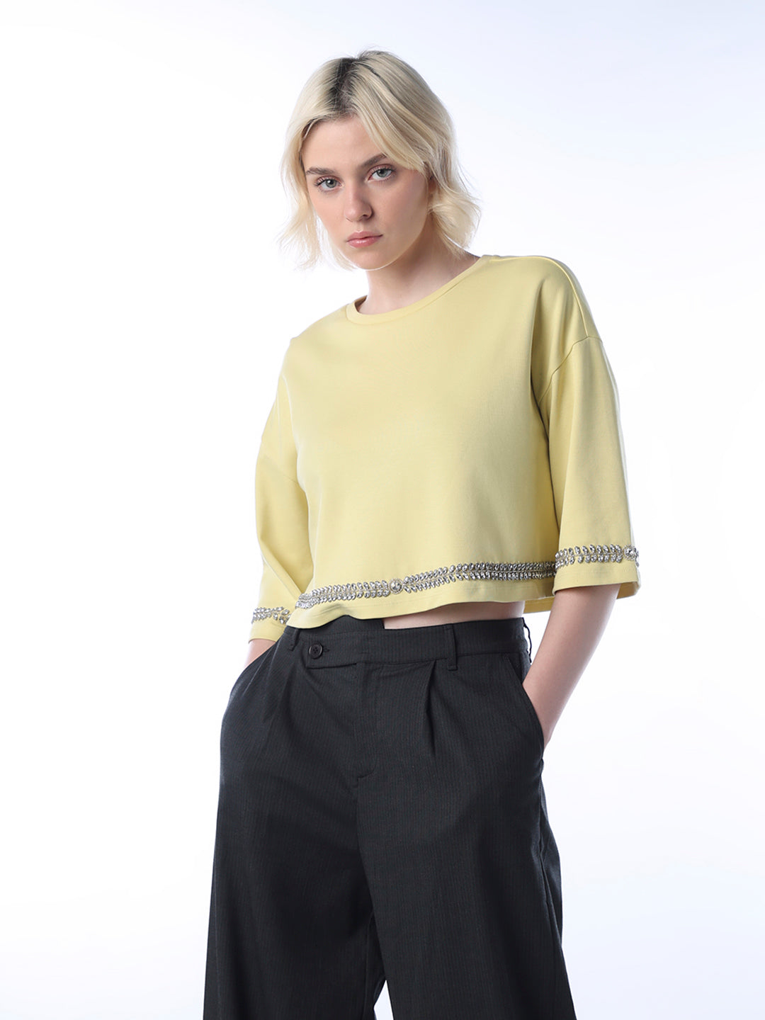 STUDIO Embellished Cropped T-shirt