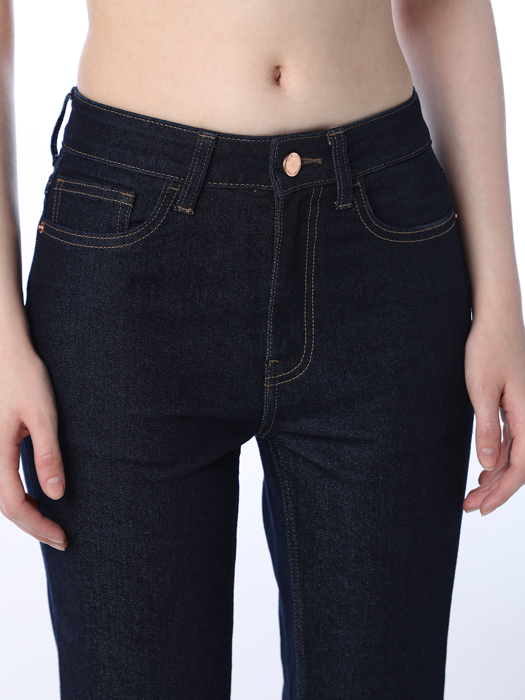 Cropped High Rise Straight Fit Jeans