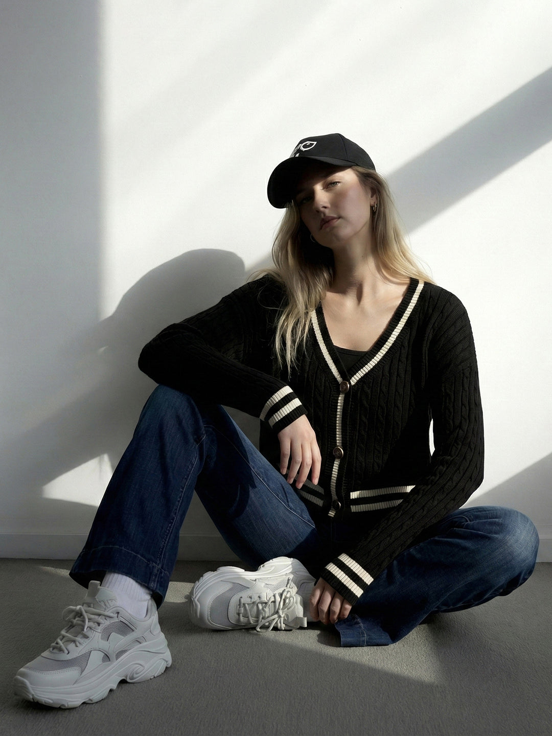 Flared High Rise Jeans - Medium Blue