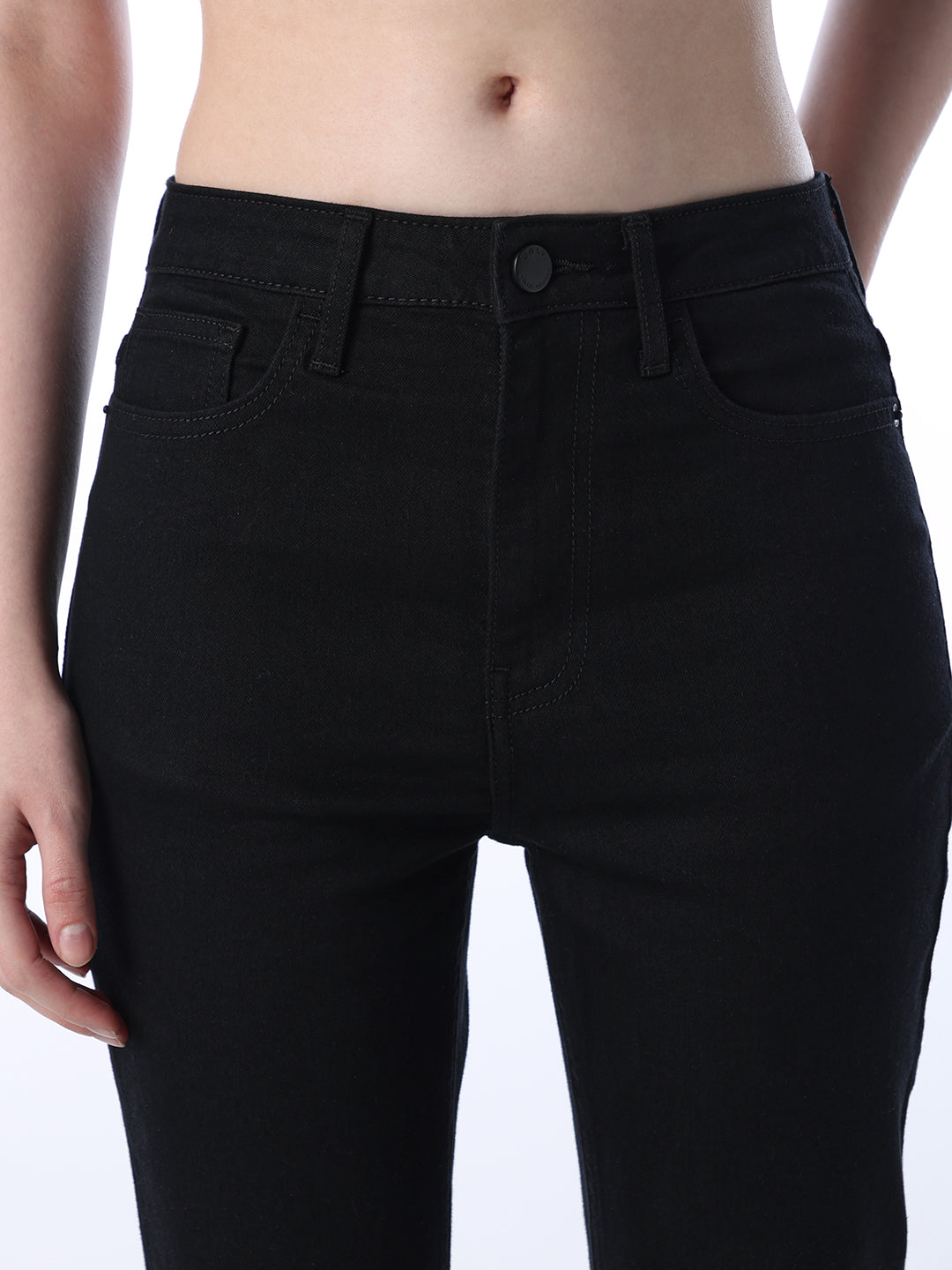 Flared High Rise Jeans - Black