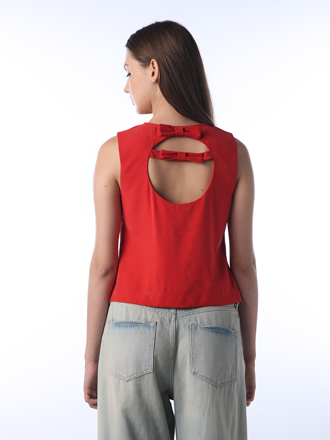 Bow-Back Top