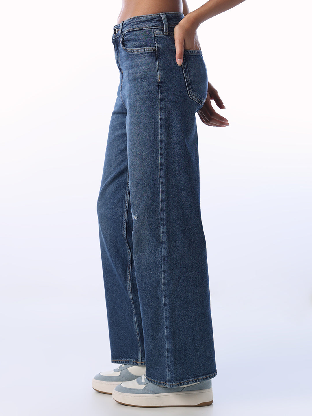 High Rise Straight Fit Jeans