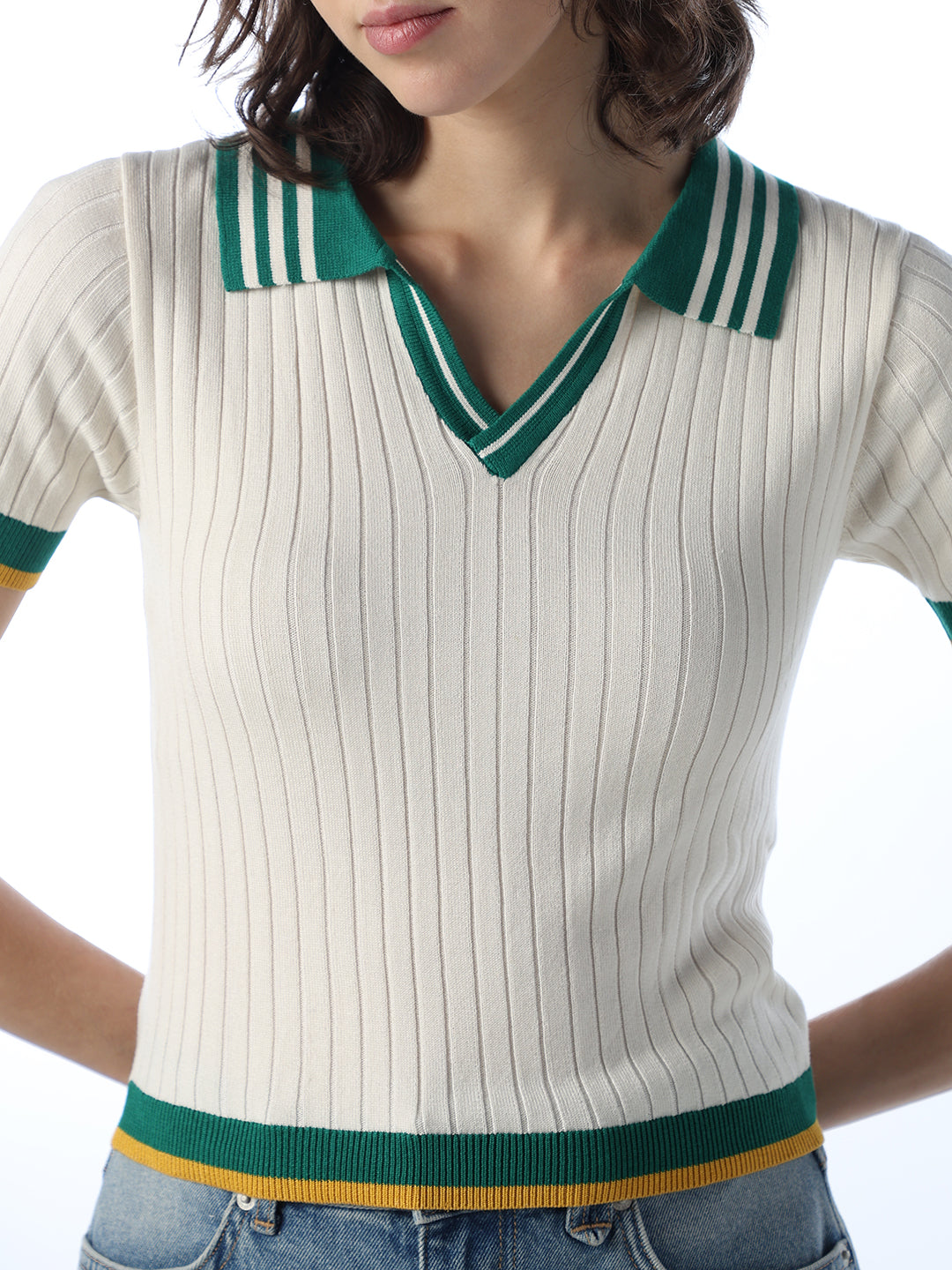 V-Neck Fitted Knit T-shirt