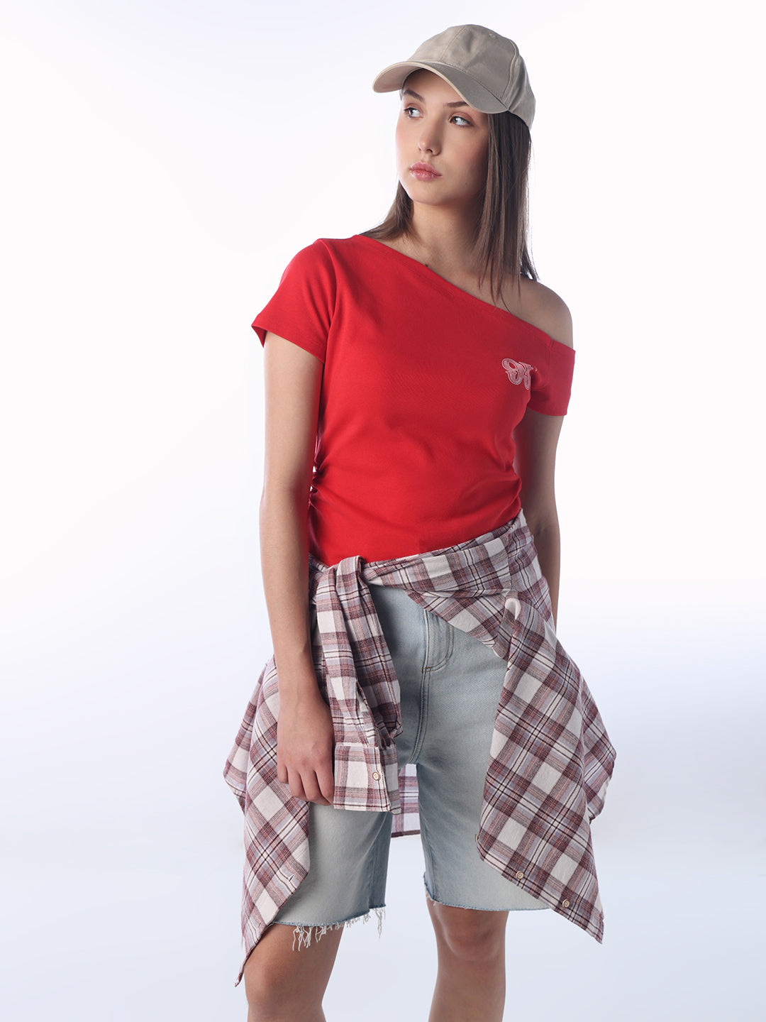 Off-Shoulder Printed T-Shirt - Red