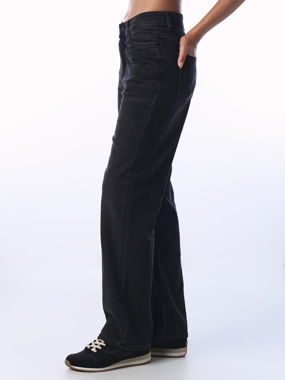 Black High Rise Straight Fit Jeans