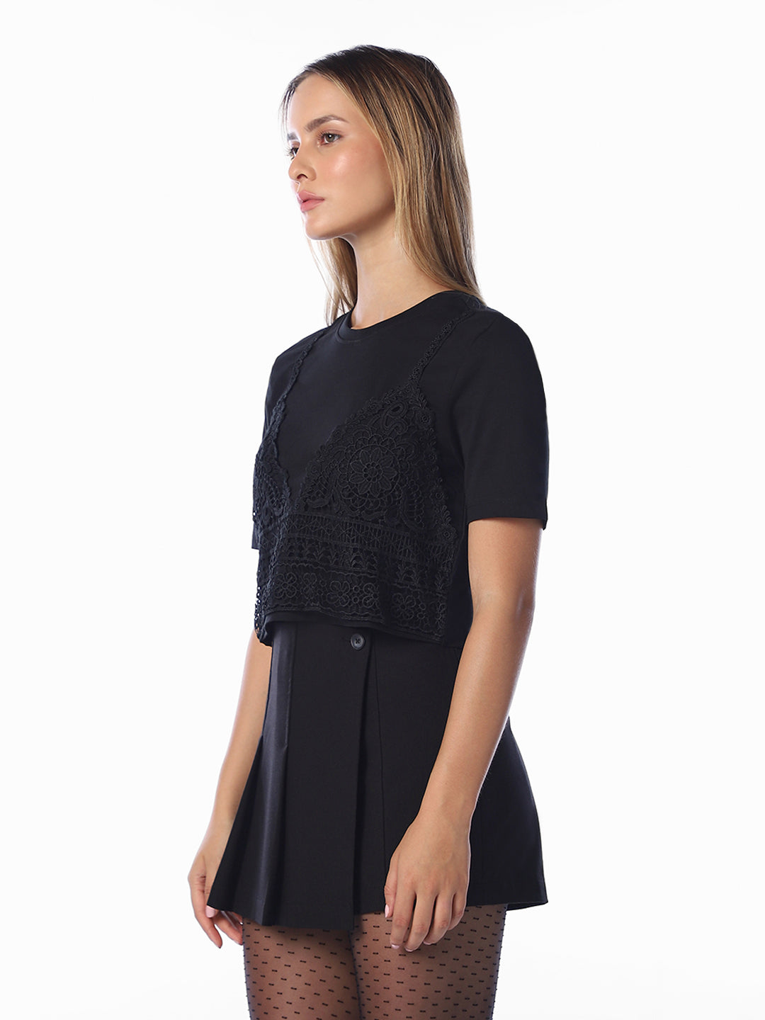 Lace Detail O-Neck T-shirt