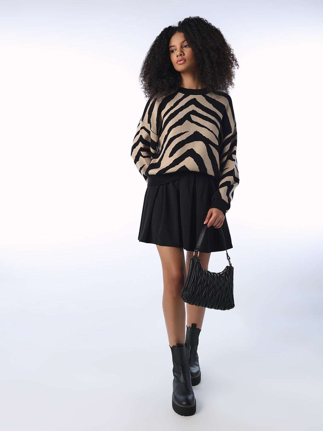 O-Neck Animal Print Oversized Pullover