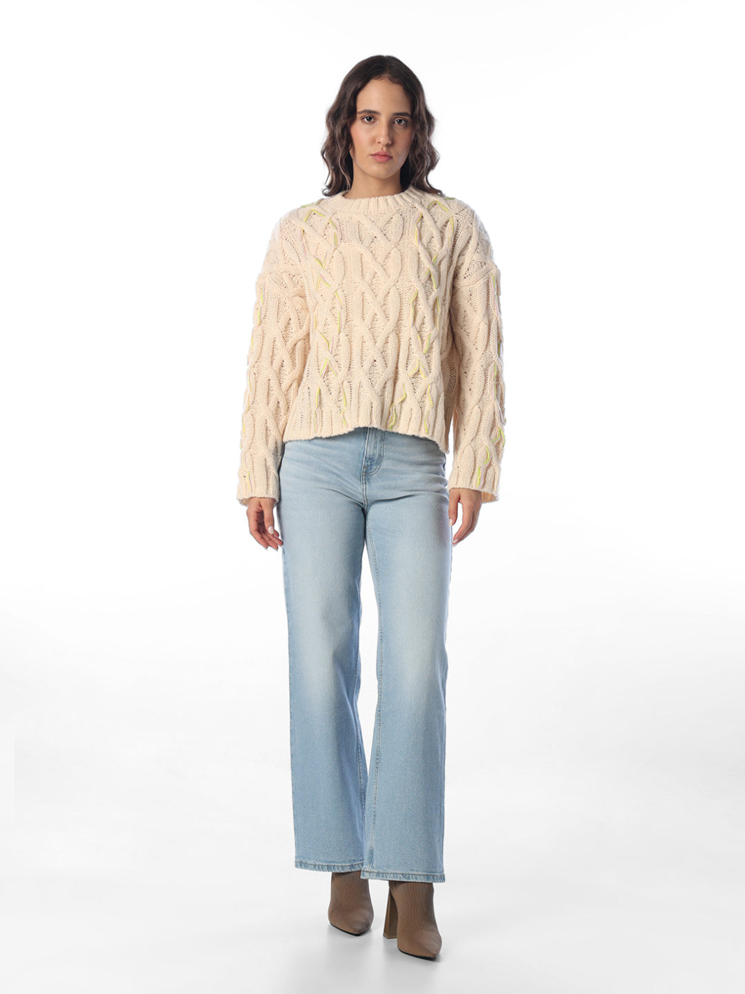Beige O-Neck Cable Knit Pullover