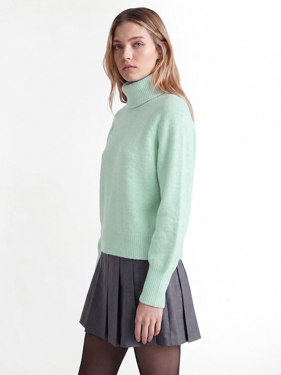 Roll Neck Pullover