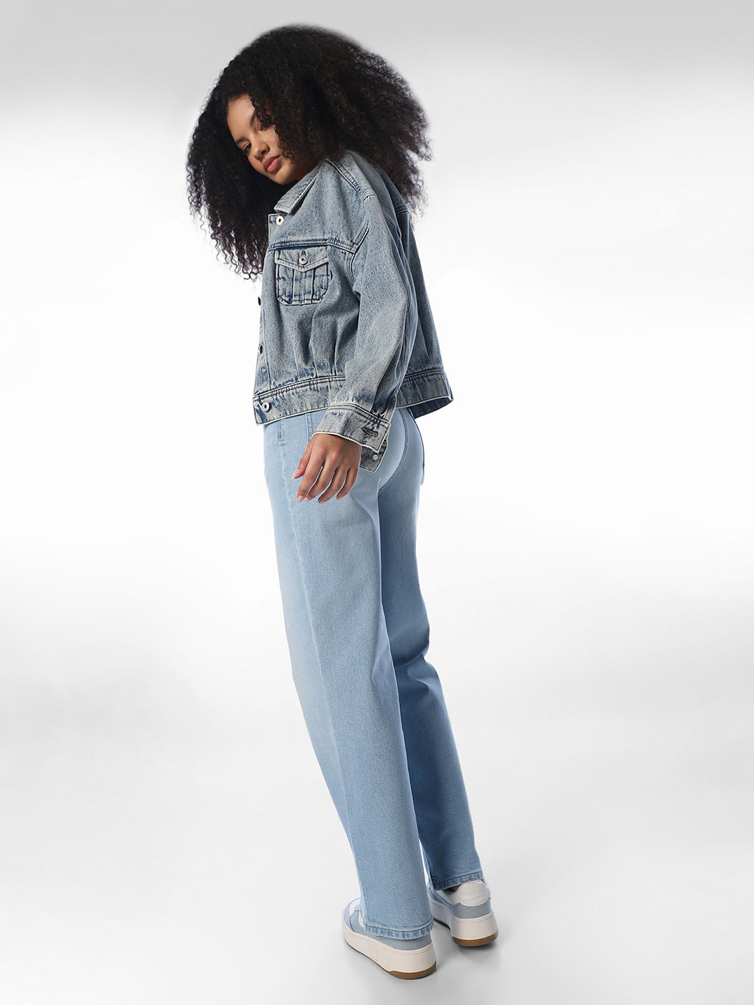 Light Blue High Rise Straight Fit Jeans