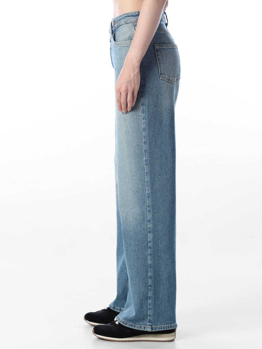 Blue High Rise Straight Fit Jeans
