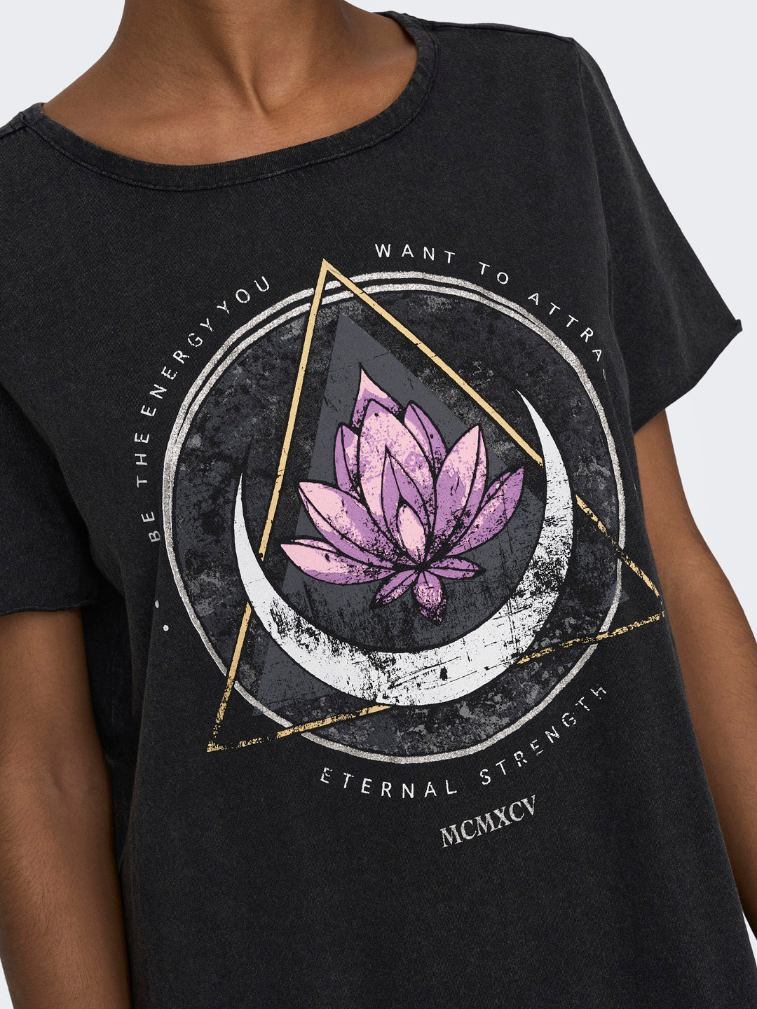 Black Printed Washed T-shirt