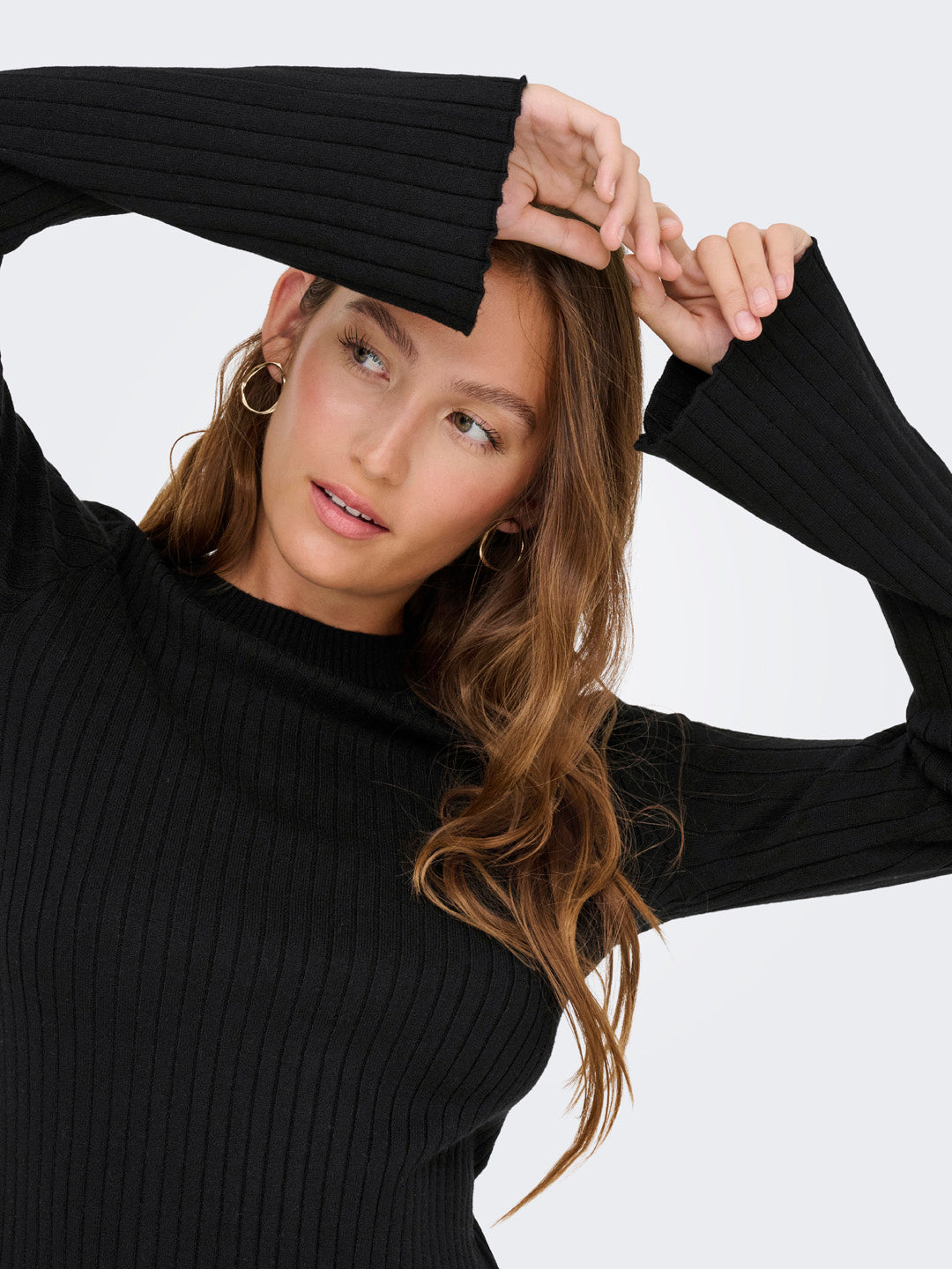 Black Ribbed O-Neck Dress
