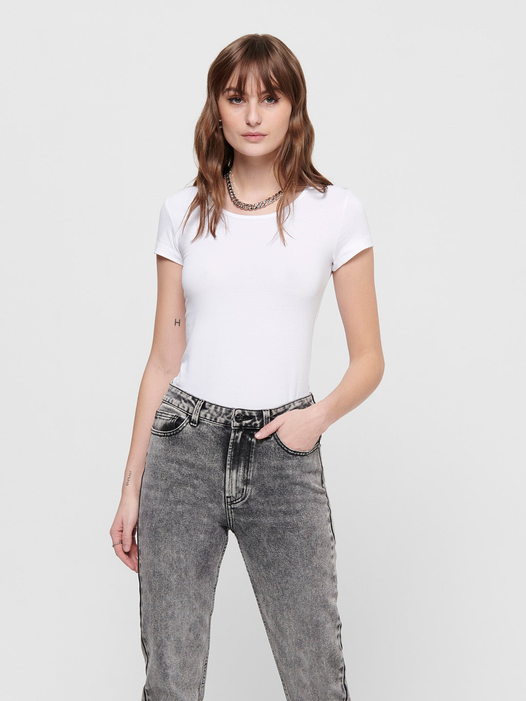White O-Neck Top
