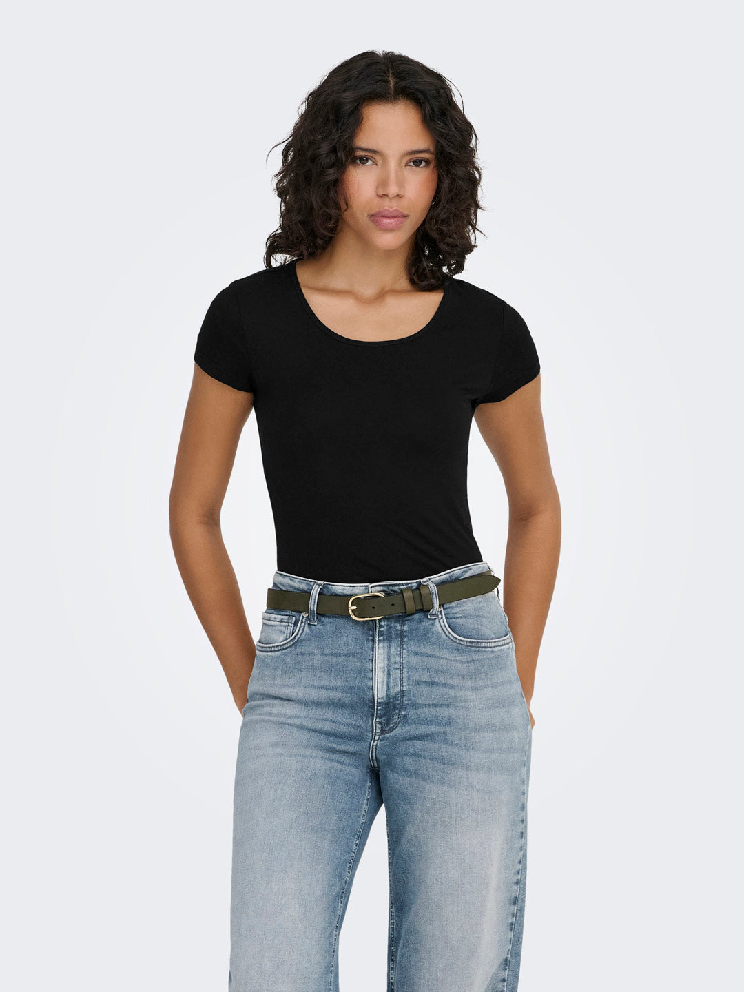 Black O-Neck Top