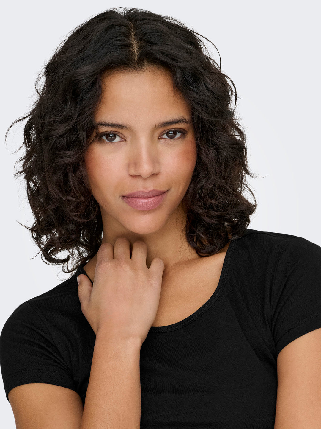 Black O-Neck Top