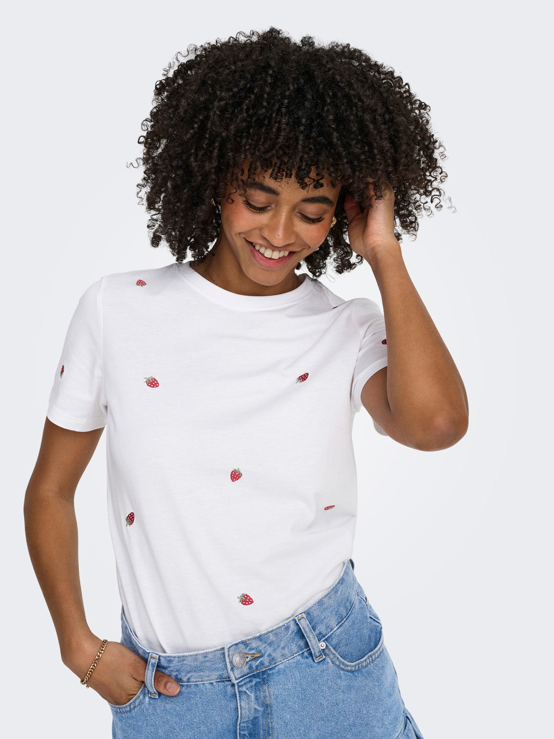 White Strawberry Print O-Neck Top